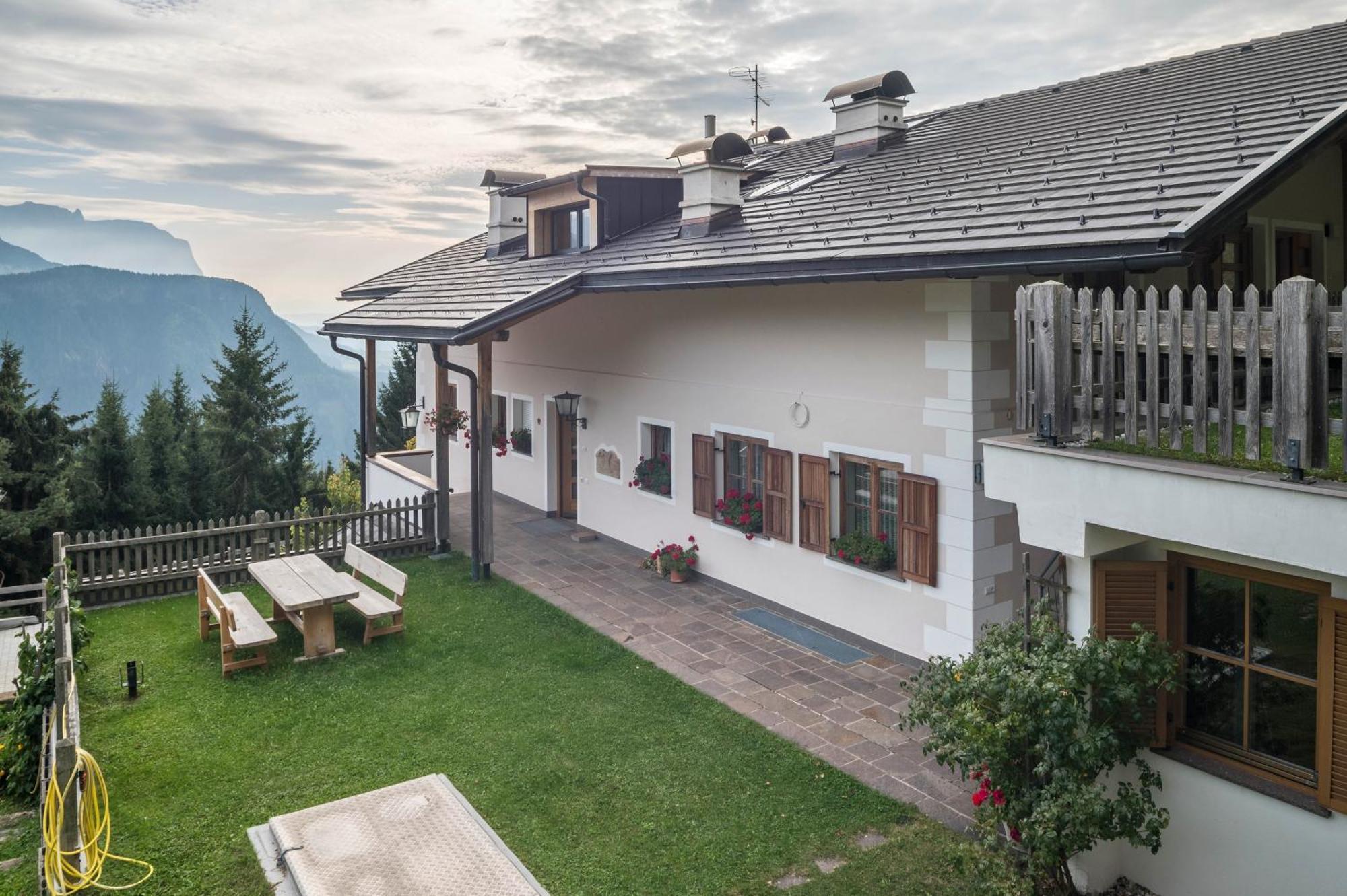 Funtnatsch Apartment Langkofel Лайон Экстерьер фото